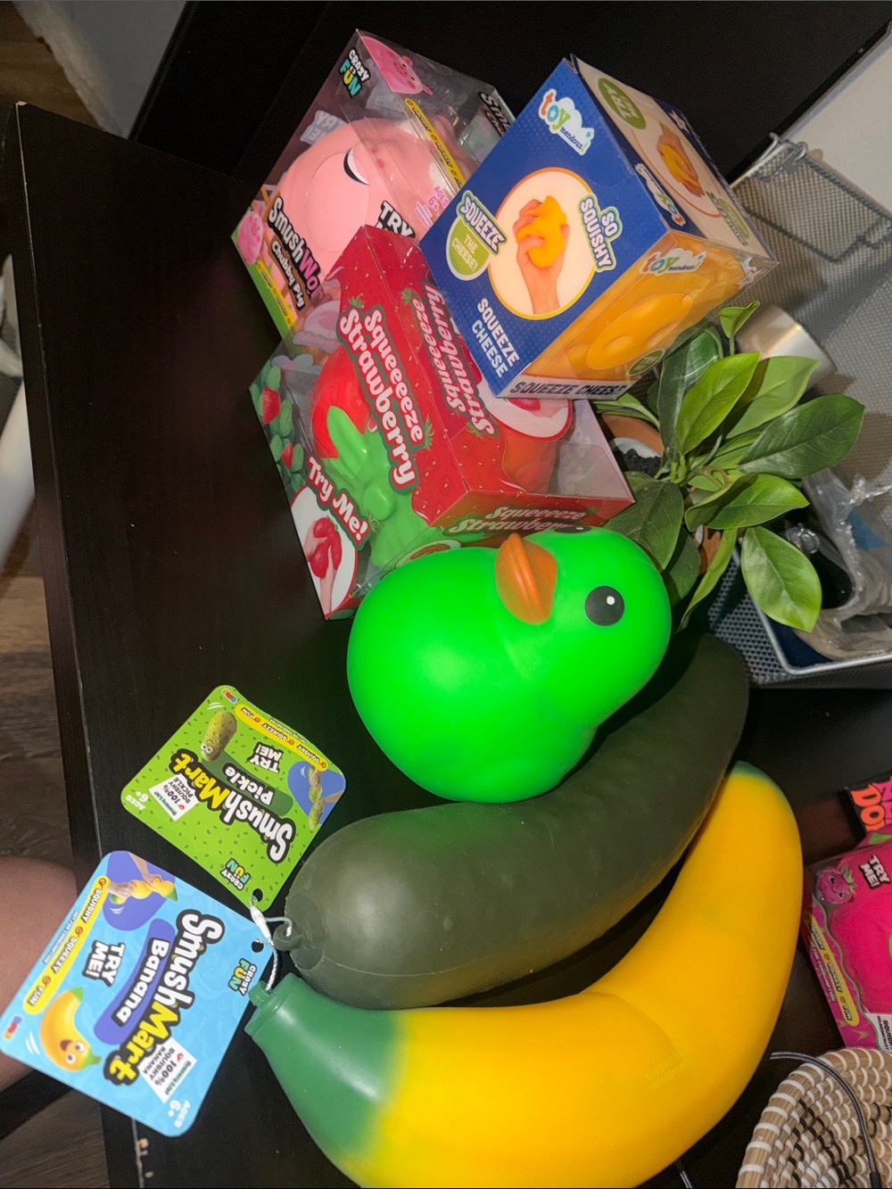 Bundle of 6 Squeeze soft jumbo !! All viral smushmart squeeze smushworld